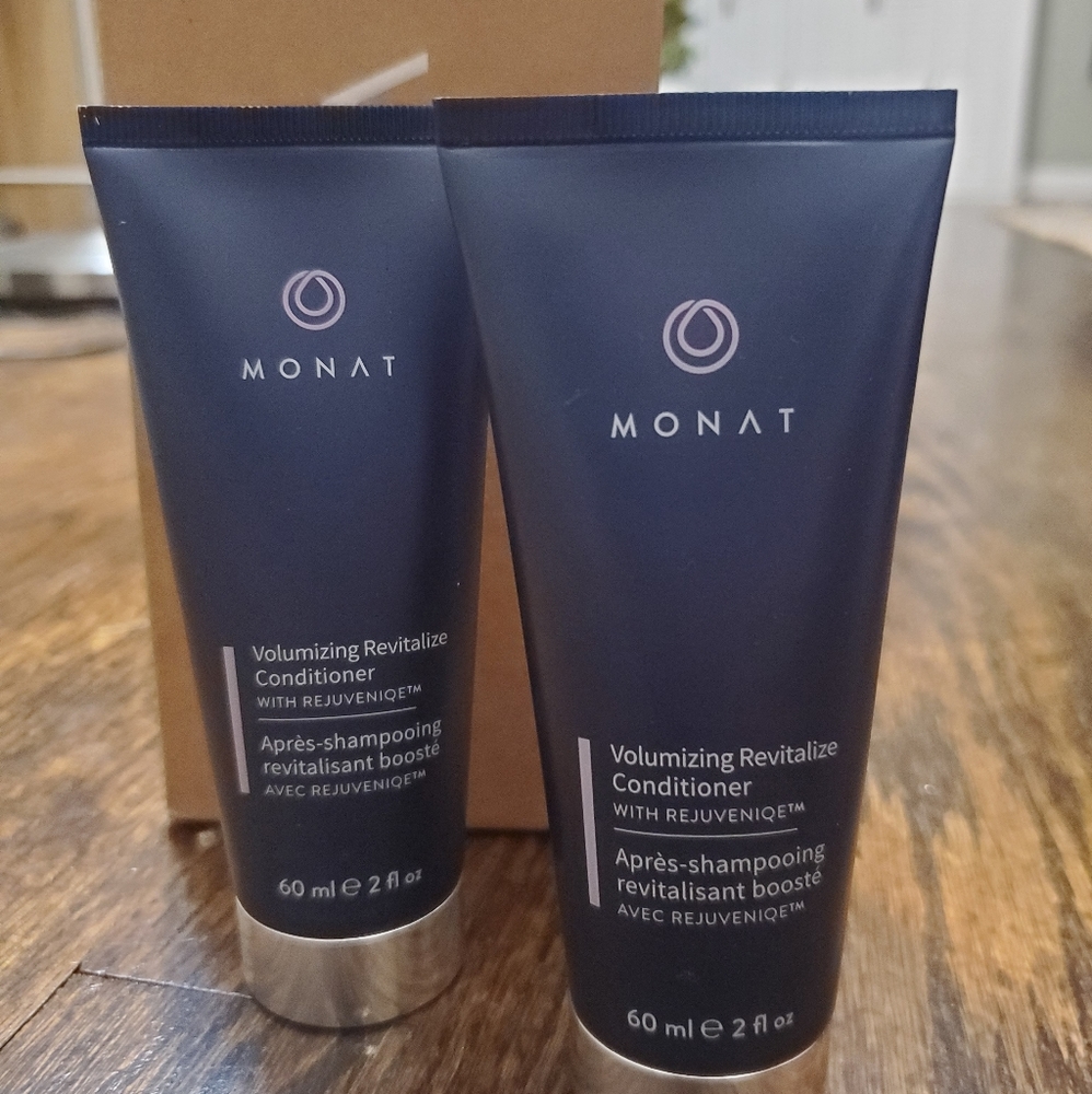 NEW 2 Monat travel size Revitalize Conditioner